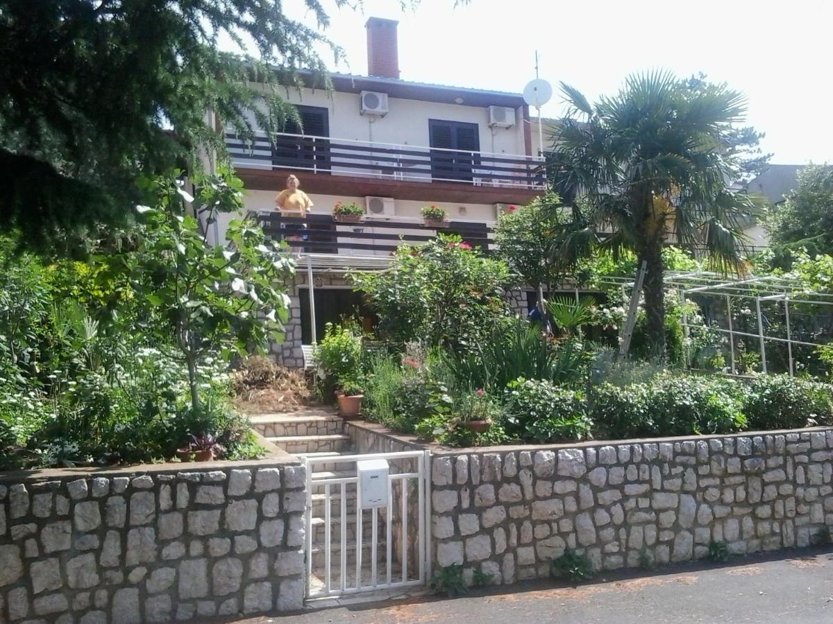 Simper Apartment ดรามัลย์ ภายนอก รูปภาพ